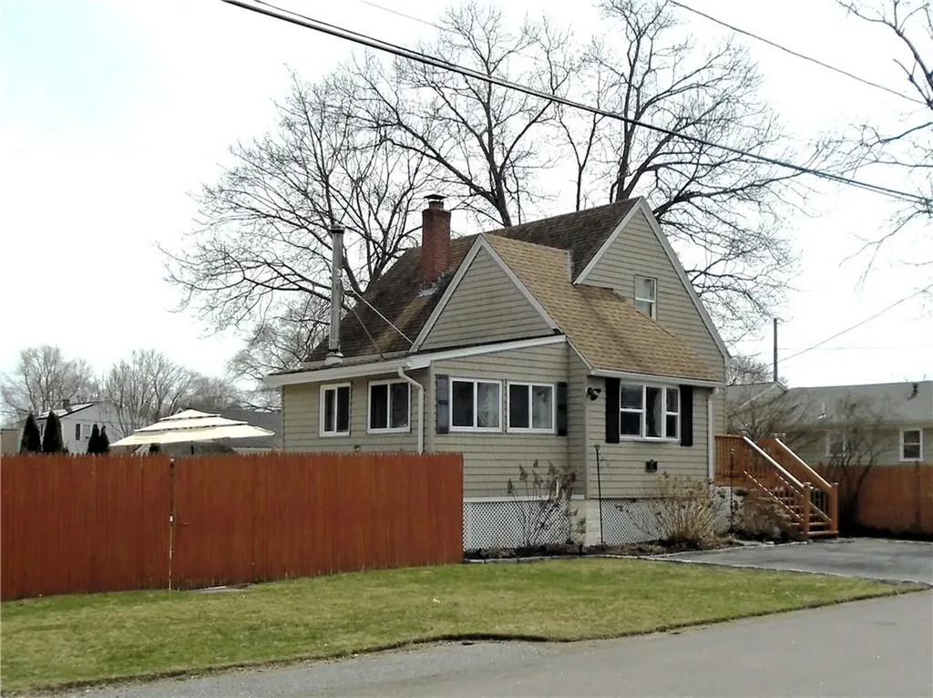 40 Arlee Street Warwick RI 02889