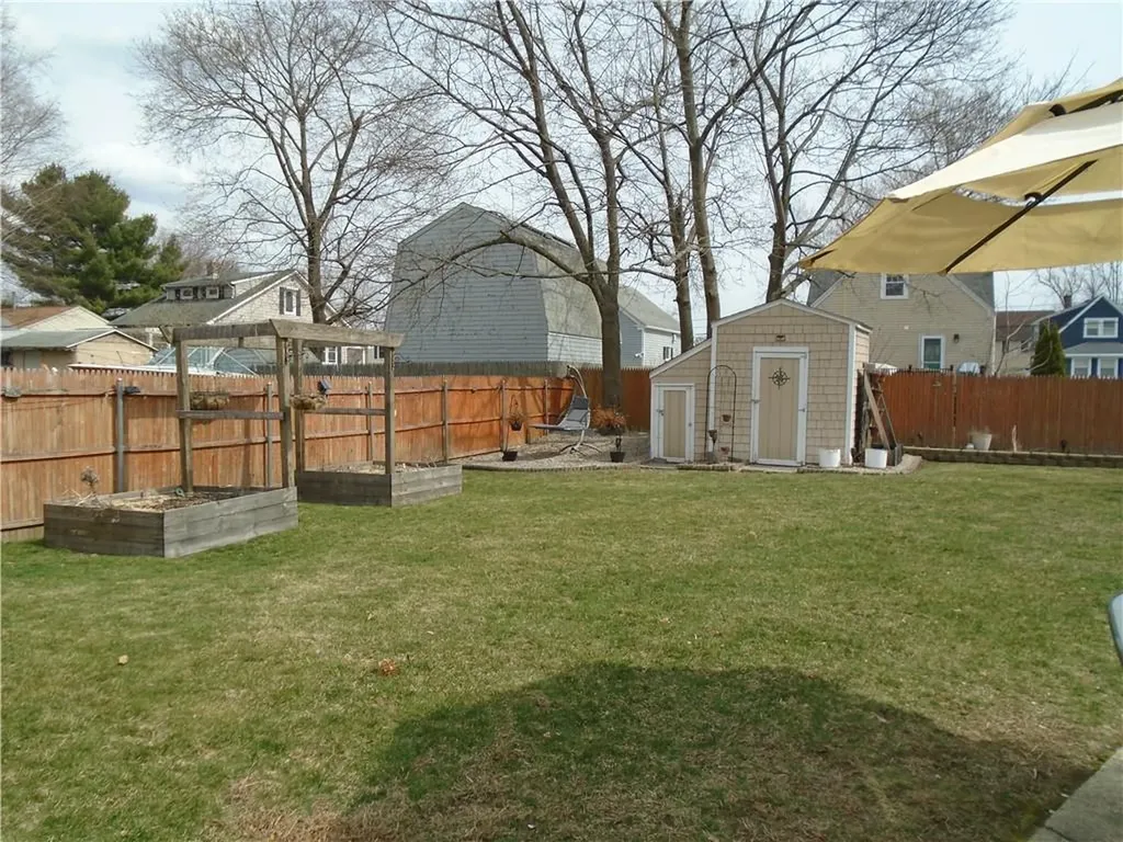 40 Arlee Street Warwick RI 02889