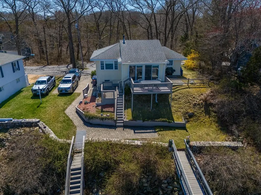209 Buena Vista Drive North Kingstown RI 02852