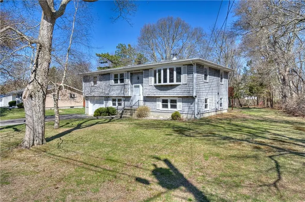 60 Leger Lane Tiverton RI 02878