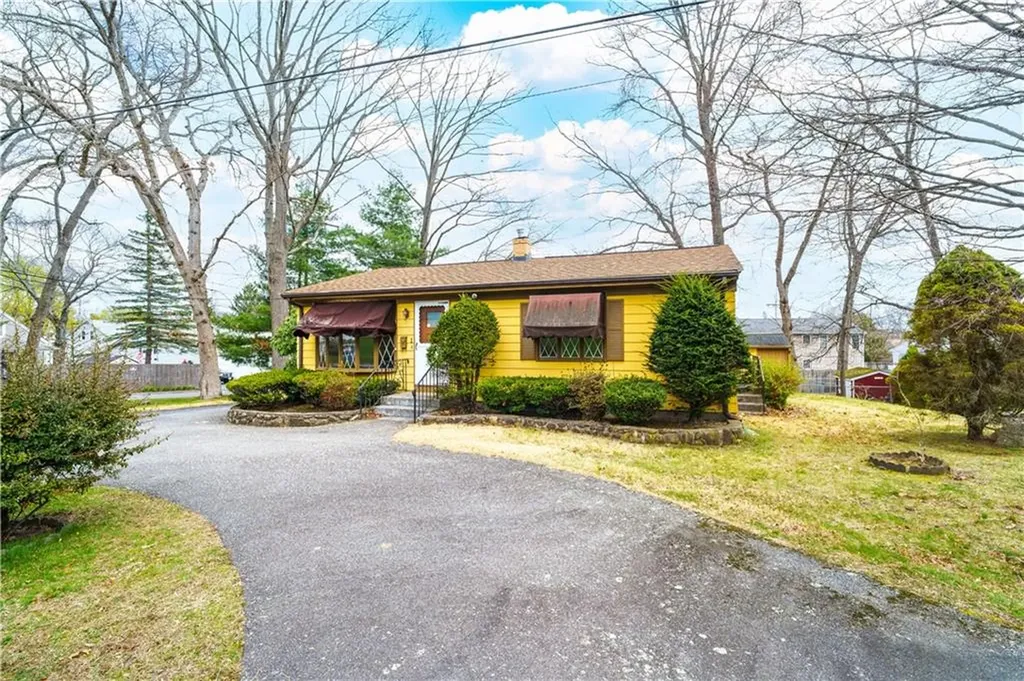 1 Colony Drive Johnston RI 02919