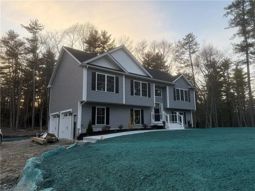 295 Hopkins Hollow Road Coventry RI 02827
