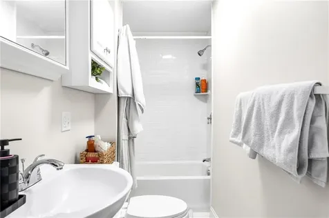 37 Warren Avenue Warren RI 02885