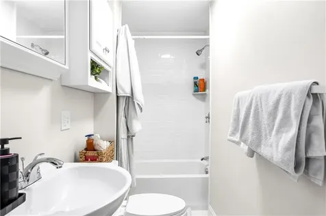 37 Warren Avenue Warren RI 02885