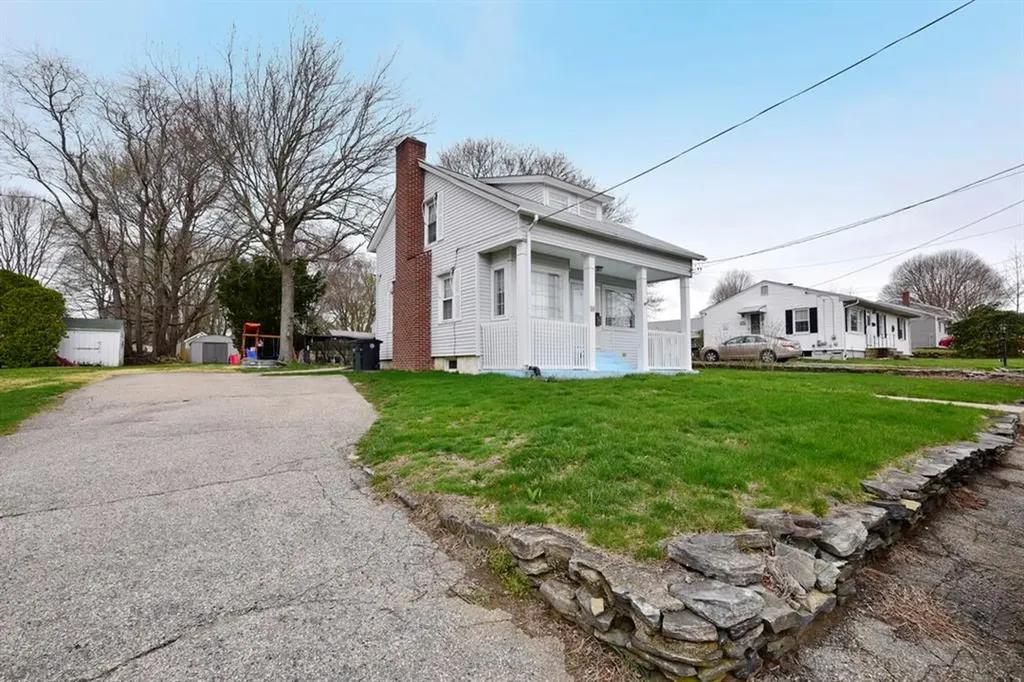 10 Chopin Street Coventry RI 02816