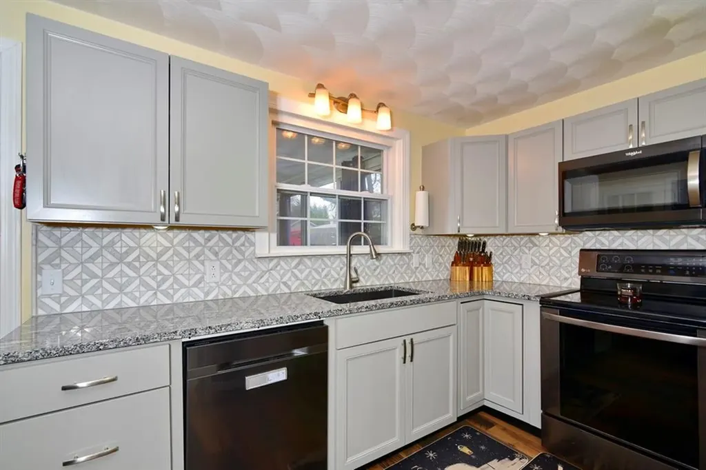 10 Chopin Street Coventry RI 02816