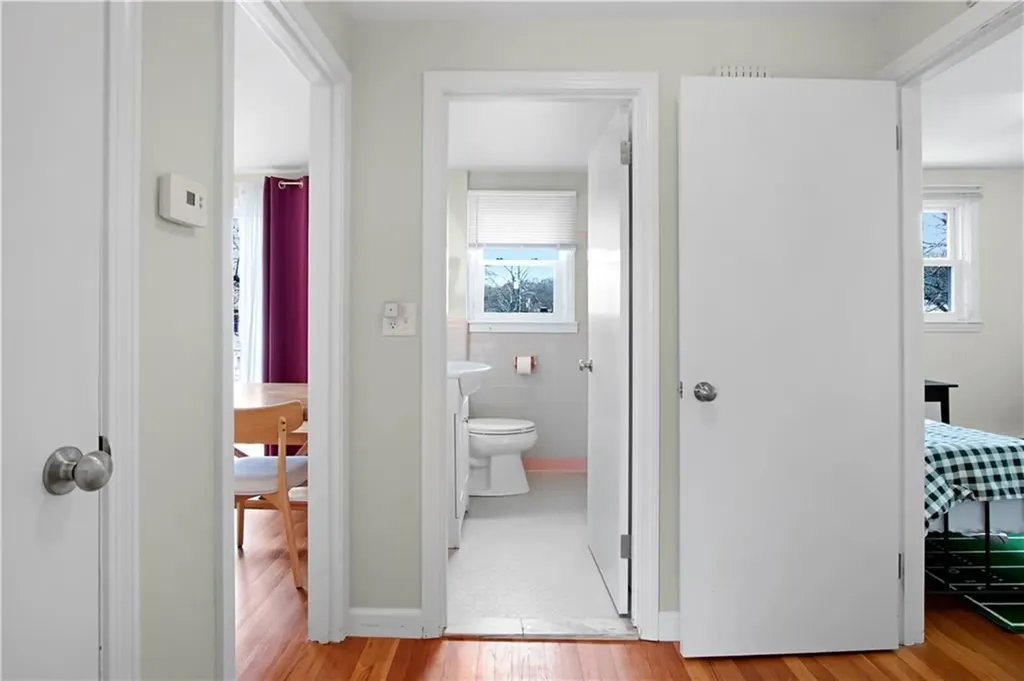 25 Caverly Street Warwick RI 02886