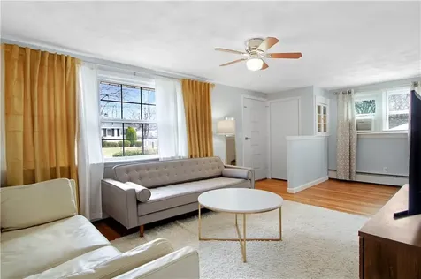 25 Caverly Street Warwick RI 02886