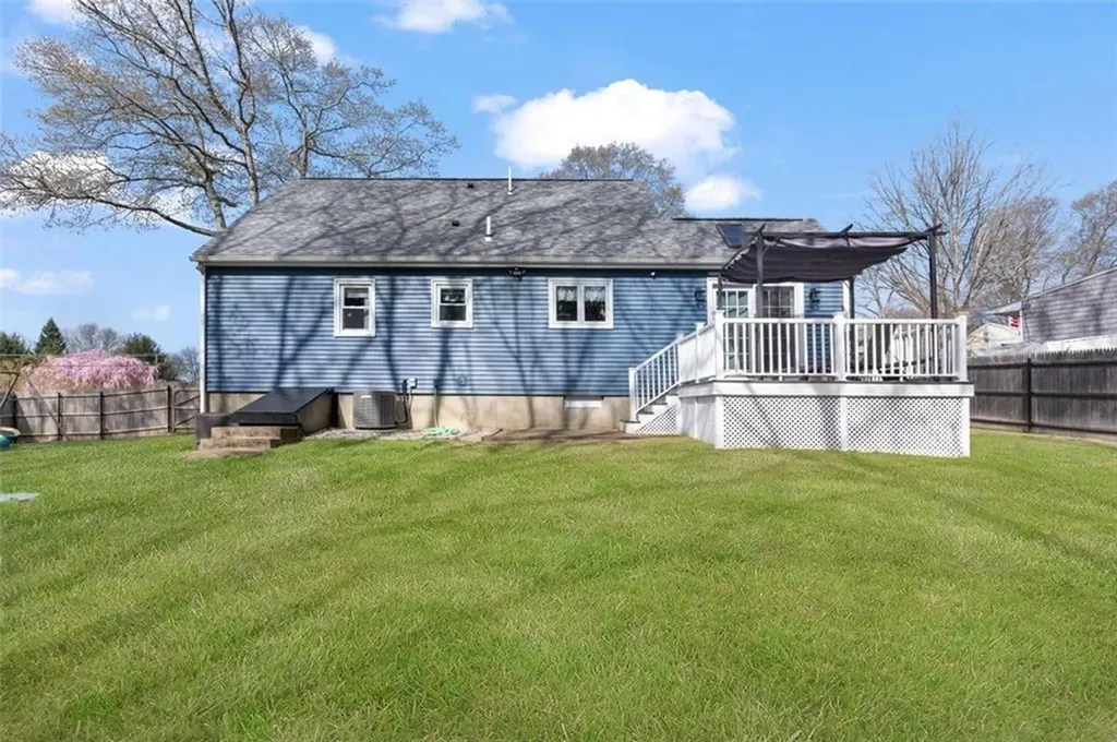 27 Cynthia Drive Coventry RI 02816
