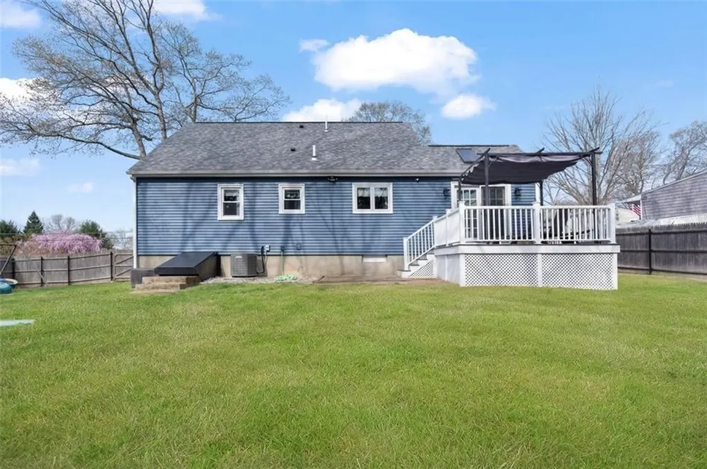27 Cynthia Drive Coventry RI 02816