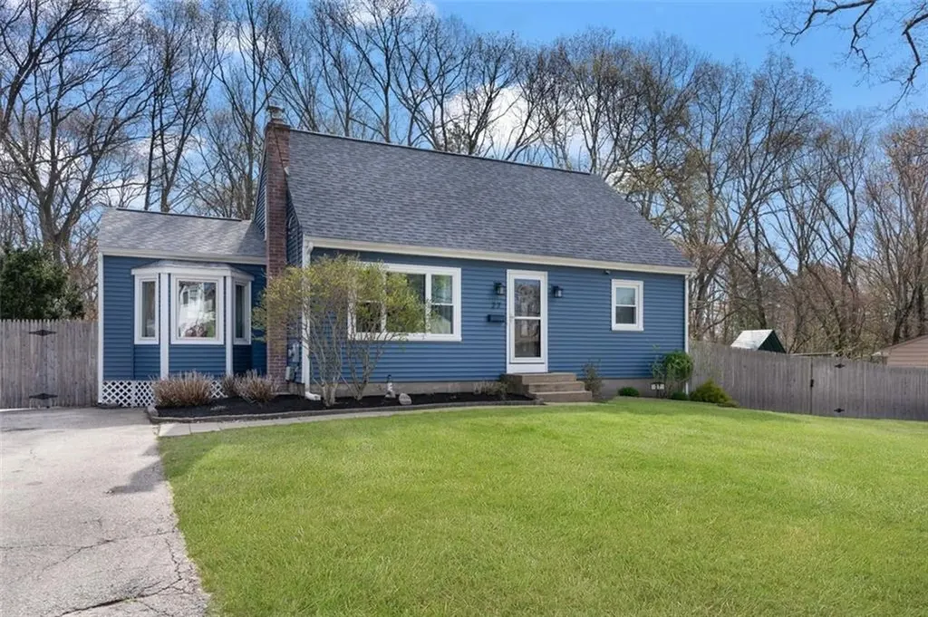 27 Cynthia Drive Coventry RI 02816