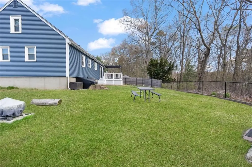 27 Cynthia Drive Coventry RI 02816