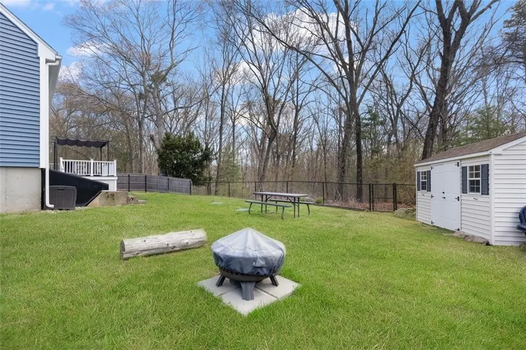 27 Cynthia Drive Coventry RI 02816