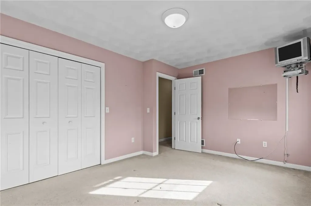 55 South Street Cranston RI 02920