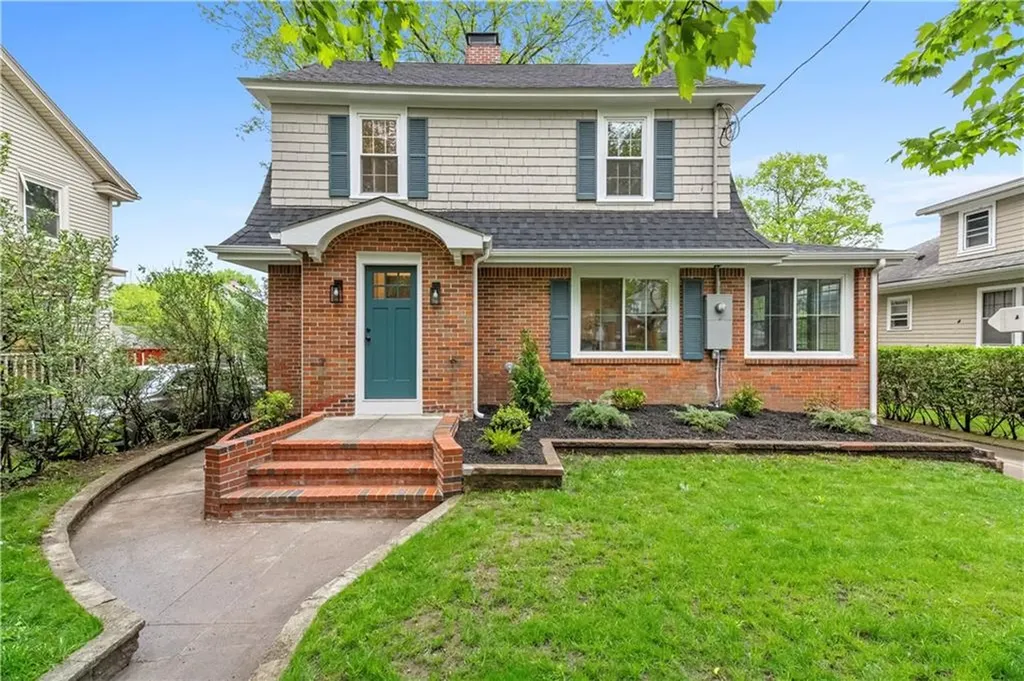 71 Ardmore Avenue Providence RI 02908