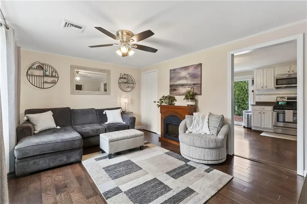 43 Beatrice Street Westerly RI 02891