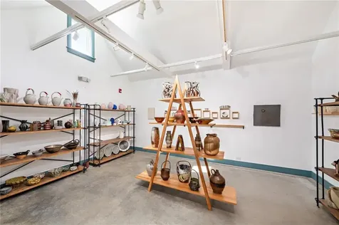 18 East Road Tiverton RI 02878