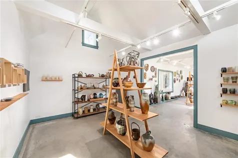 18 East Road Tiverton RI 02878