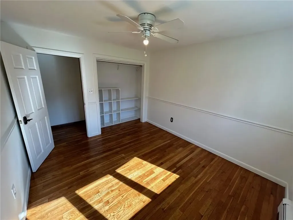 436 Crandall Road Tiverton RI 02878