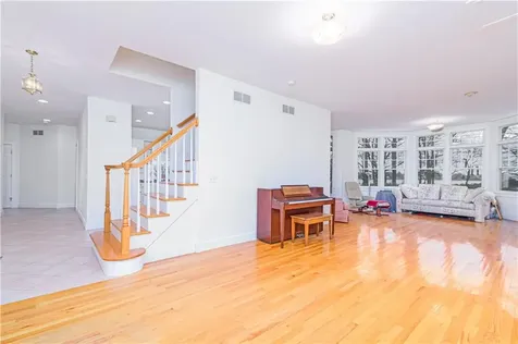 48 Lands End Drive North Kingstown RI 02852