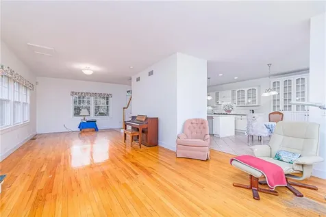 48 Lands End Drive North Kingstown RI 02852