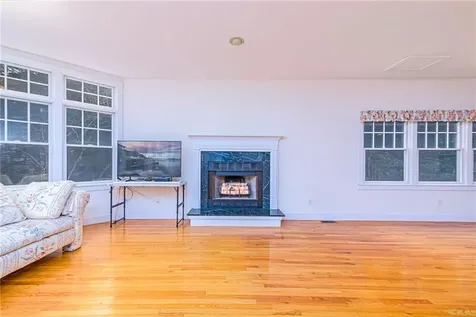 48 Lands End Drive North Kingstown RI 02852