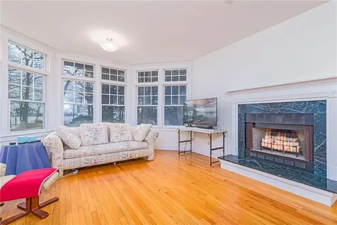 48 Lands End Drive North Kingstown RI 02852