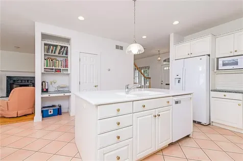 48 Lands End Drive North Kingstown RI 02852