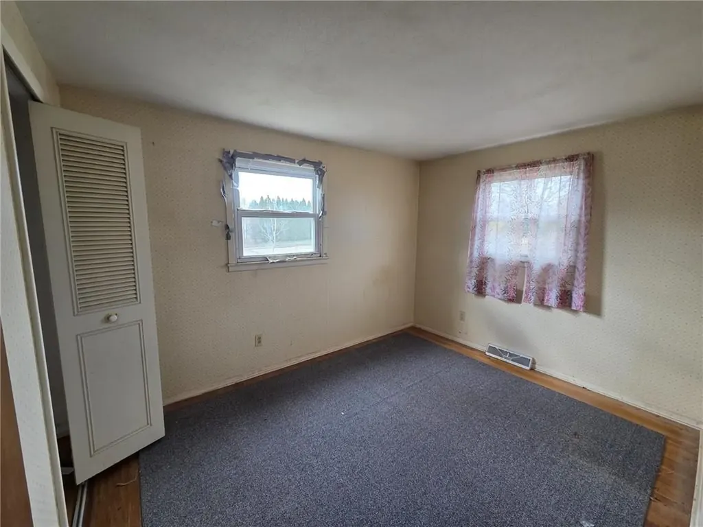 10 Wagon Wheel Lane Woonsocket RI 02895