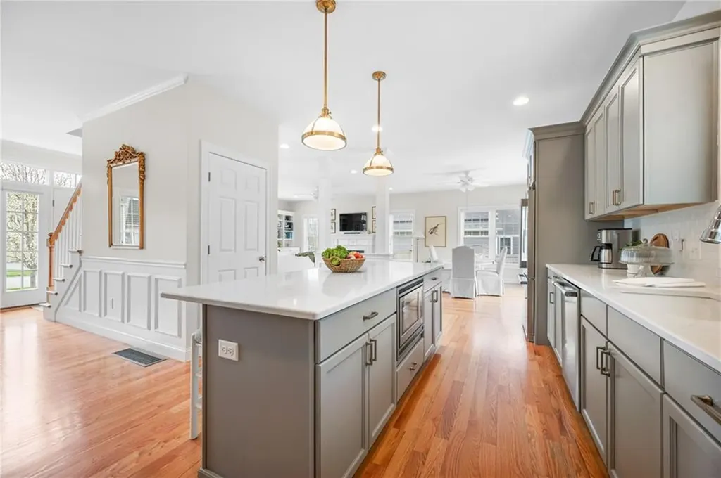 26 Shale Ridge Court Cumberland RI 02864