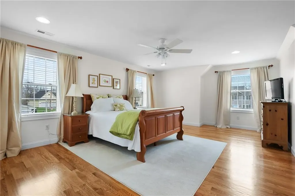 26 Shale Ridge Court Cumberland RI 02864