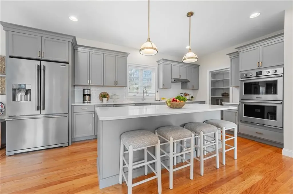 26 Shale Ridge Court Cumberland RI 02864