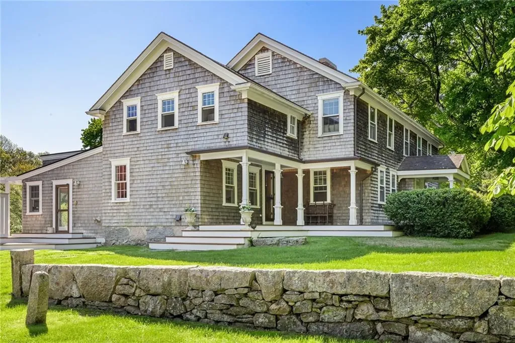 238 Stone Church Road Tiverton RI 02878