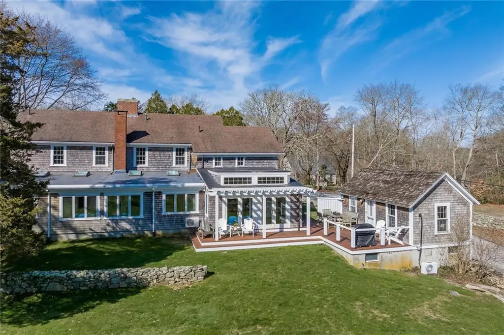 238 Stone Church Road Tiverton RI 02878