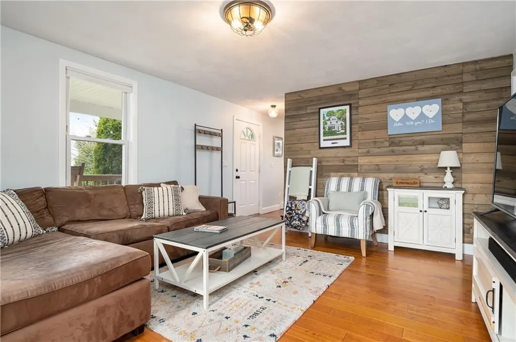 17 Marques Street Cumberland RI 02864