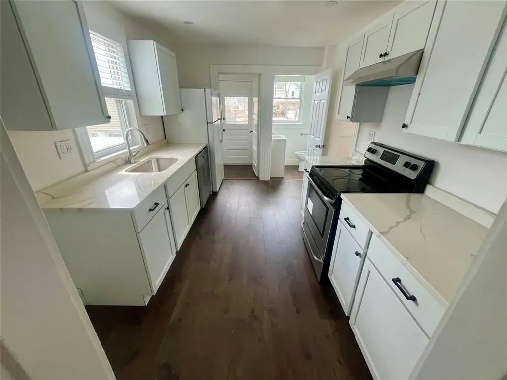 11 Princeton Street Newport RI 02840