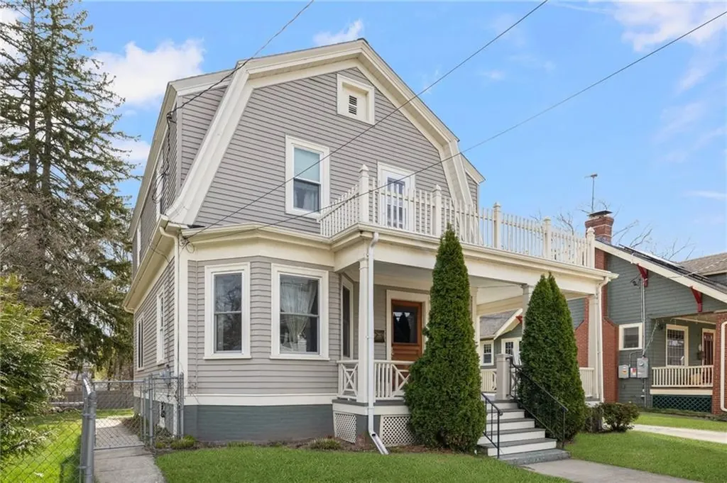 2136 Cranston Street Cranston RI 02920