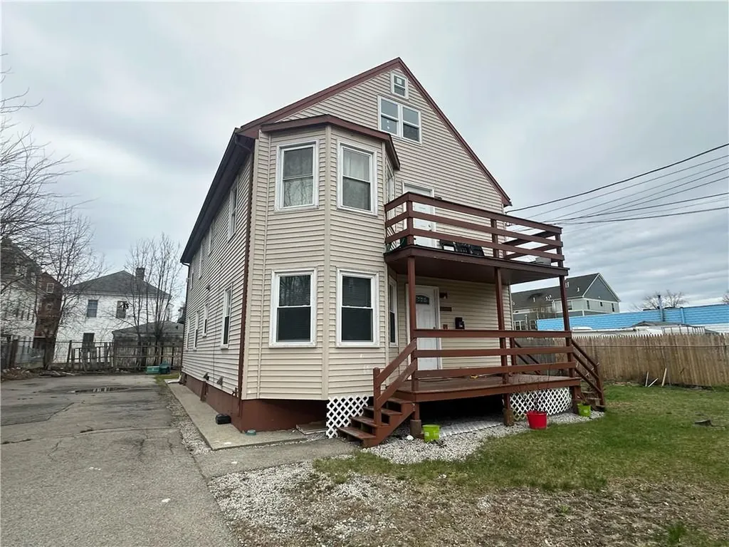 358 Willard Avenue Providence RI 02907