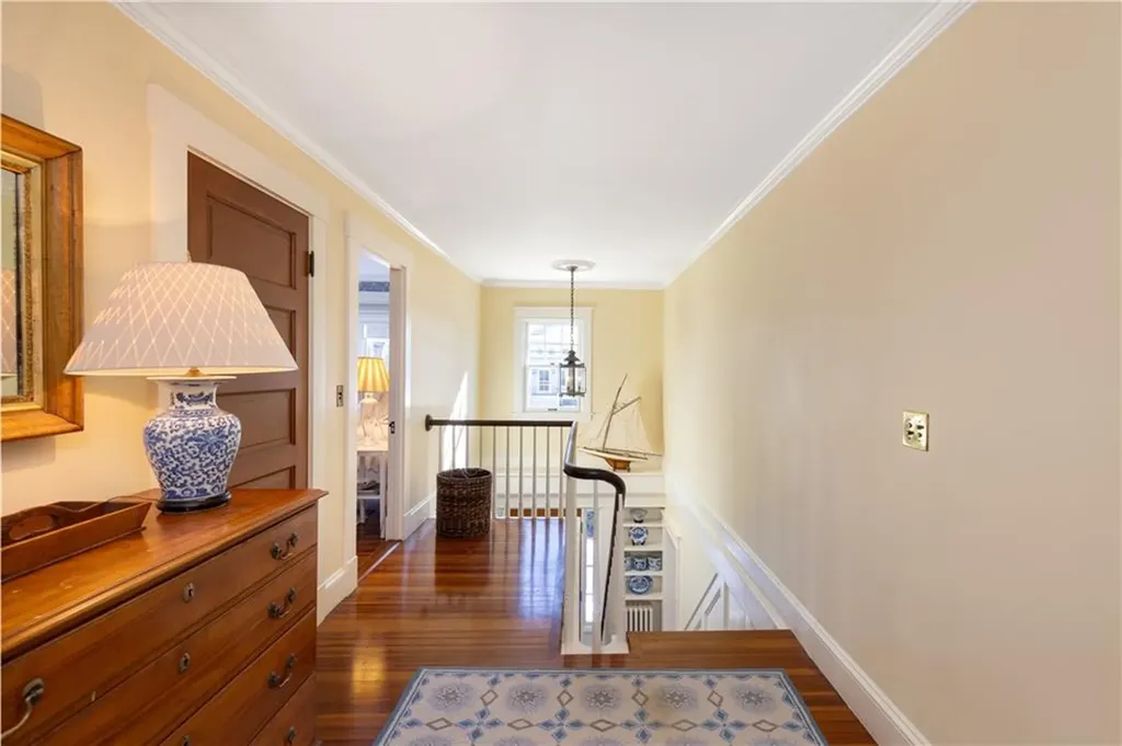 37 Avondale Road Westerly RI 02891