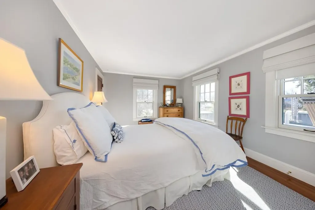 37 Avondale Road Westerly RI 02891