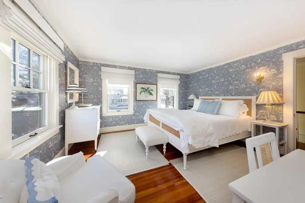 37 Avondale Road Westerly RI 02891
