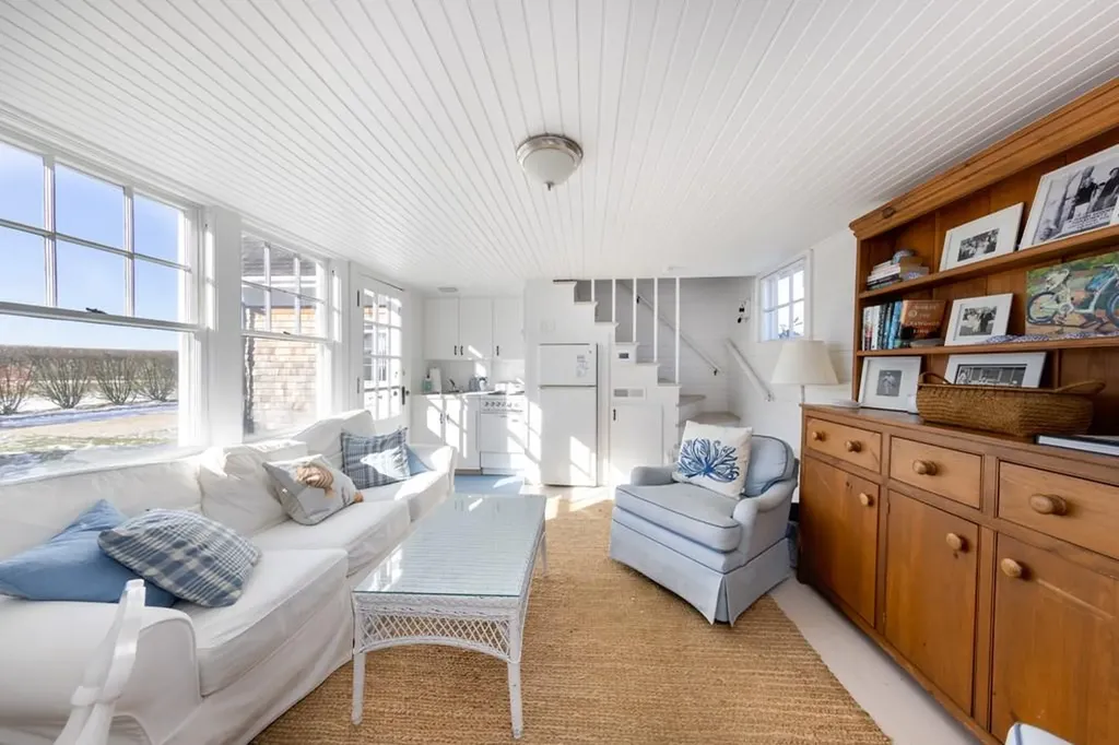 37 Avondale Road Westerly RI 02891