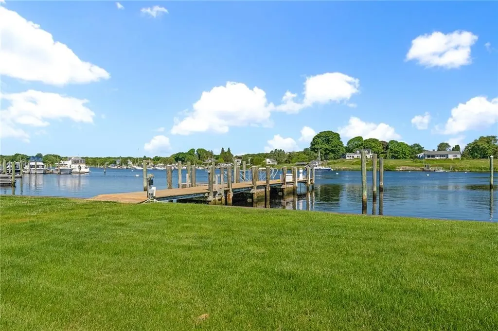 37 Avondale Road Westerly RI 02891