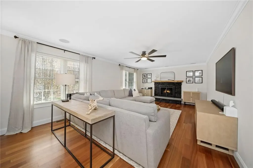 288 Middle Road East Greenwich RI 02818