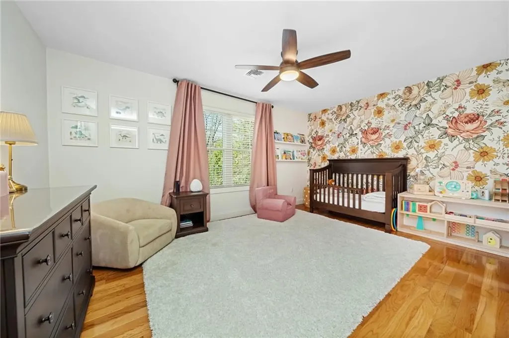 288 Middle Road East Greenwich RI 02818