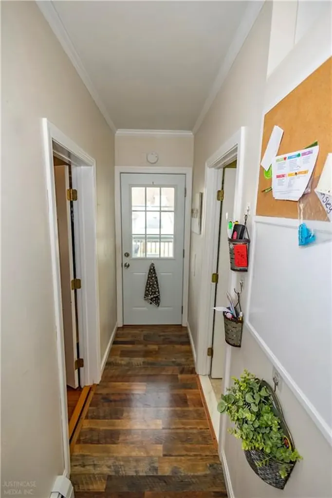 136 Aborn Avenue Warwick RI 02888