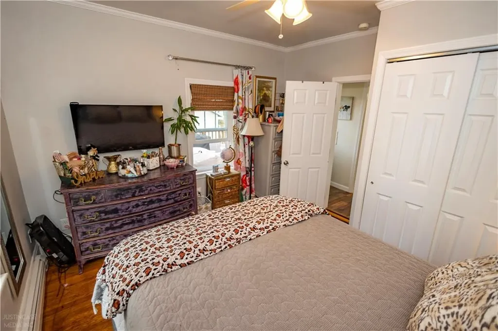 136 Aborn Avenue Warwick RI 02888