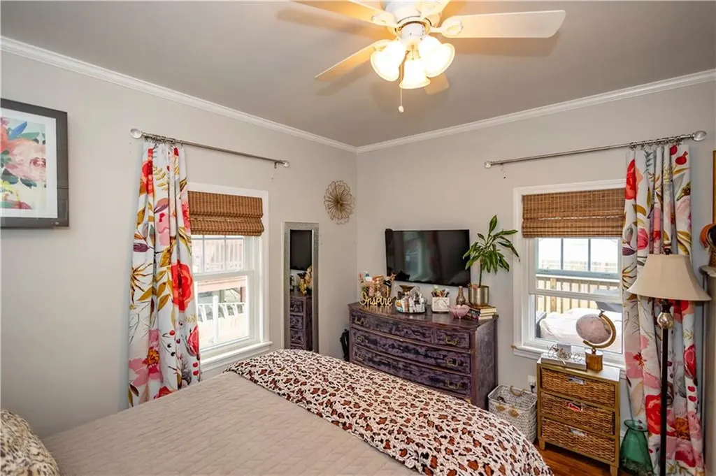 136 Aborn Avenue Warwick RI 02888