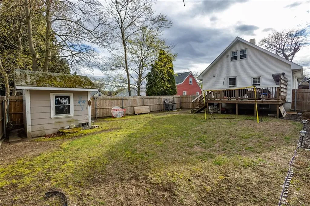 136 Aborn Avenue Warwick RI 02888