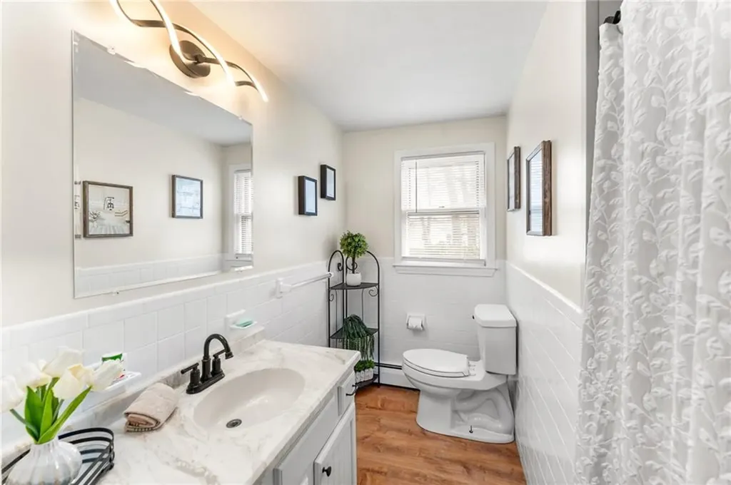 22 Freedom Court Johnston RI 02919
